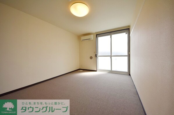 レオパレスフルール西綾瀬の物件内観写真